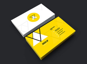 Freebie-Business-Card-Mockup-PSD